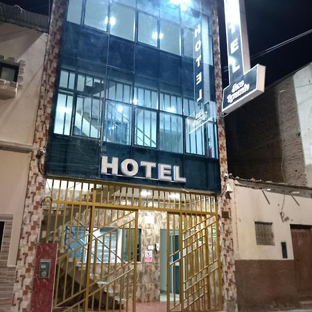 Hotel Jose Ignacio Chepén Екстериор снимка