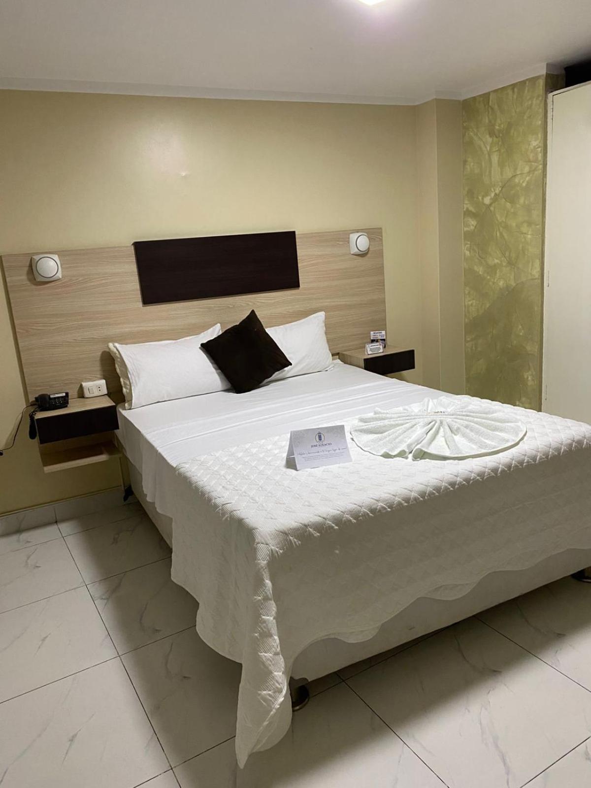 Hotel Jose Ignacio Chepén Екстериор снимка